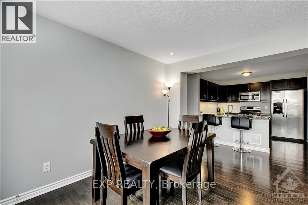 181 Par-la-ville Circle Property Photo 8