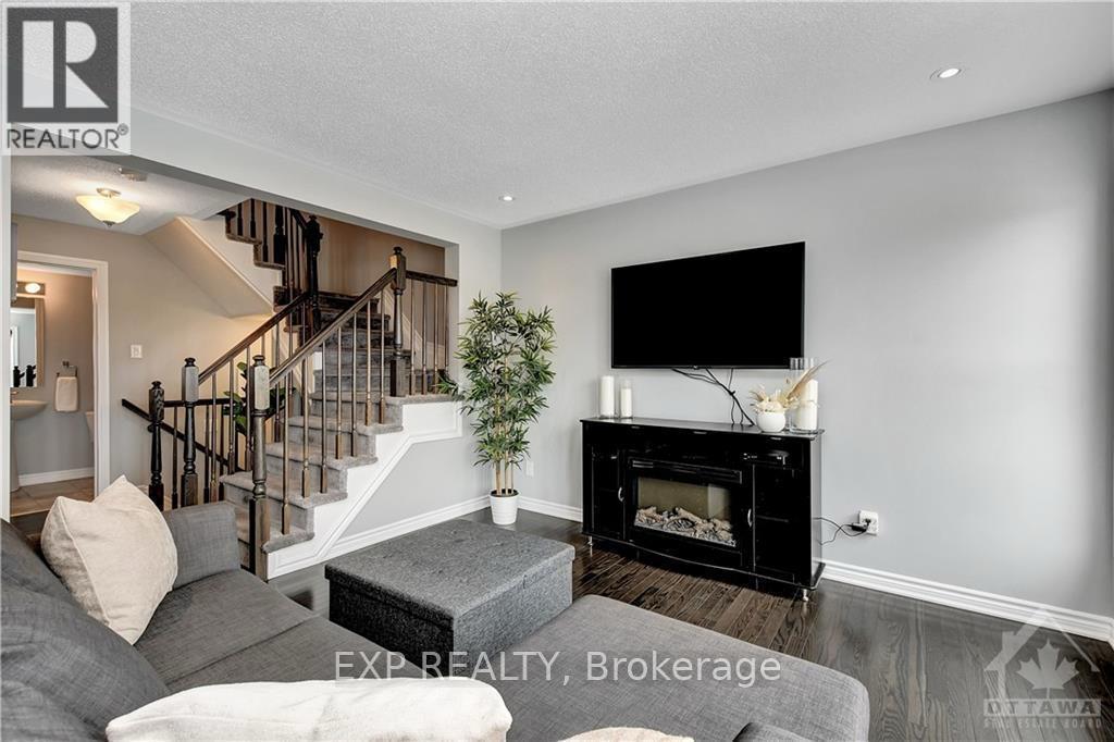 181 Par-la-ville Circle Property Photo 10