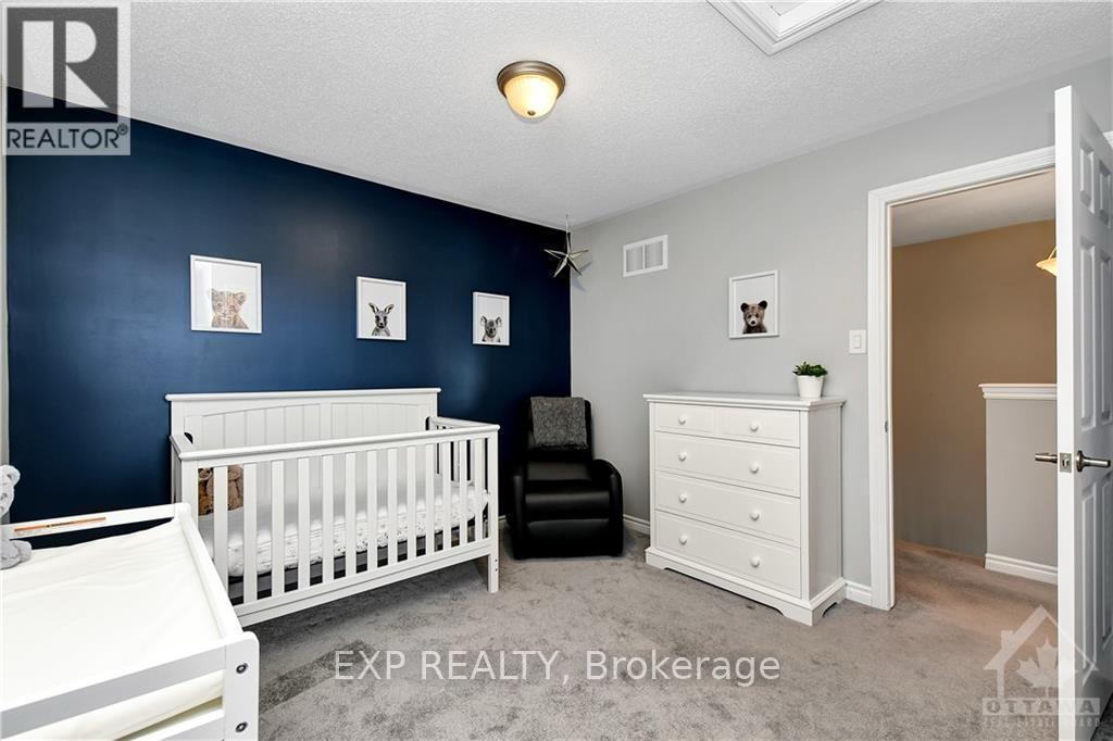181 Par-la-ville Circle Property Photo 15