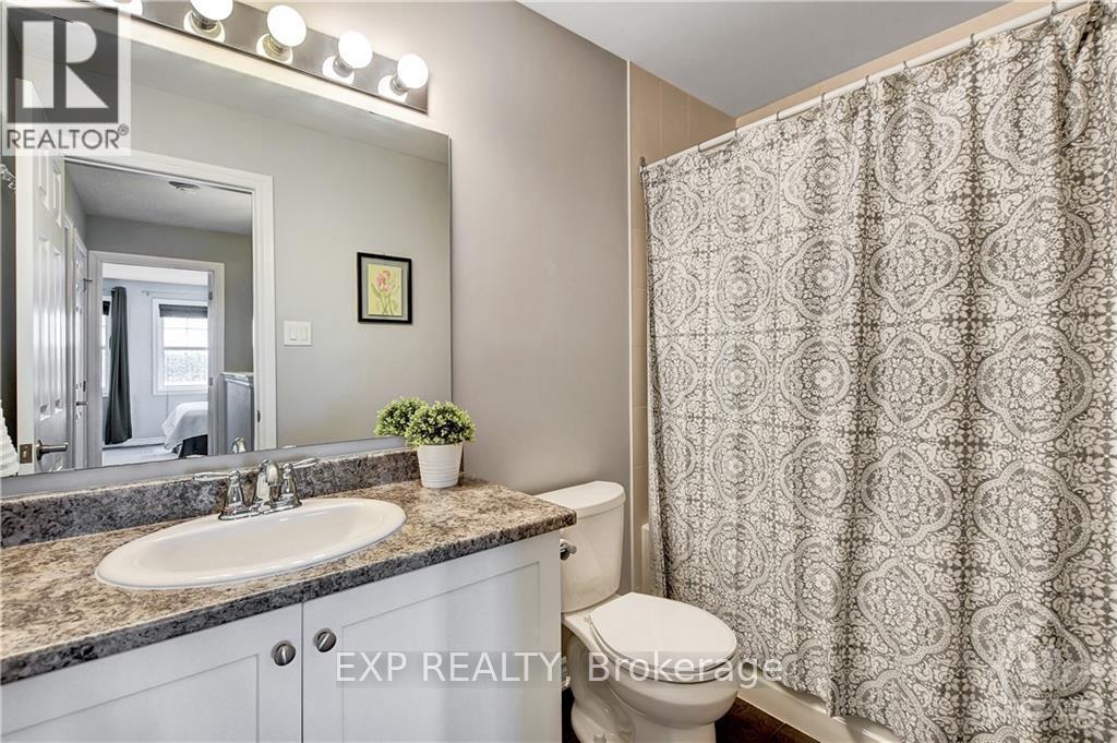 181 Par-la-ville Circle Property Photo 17