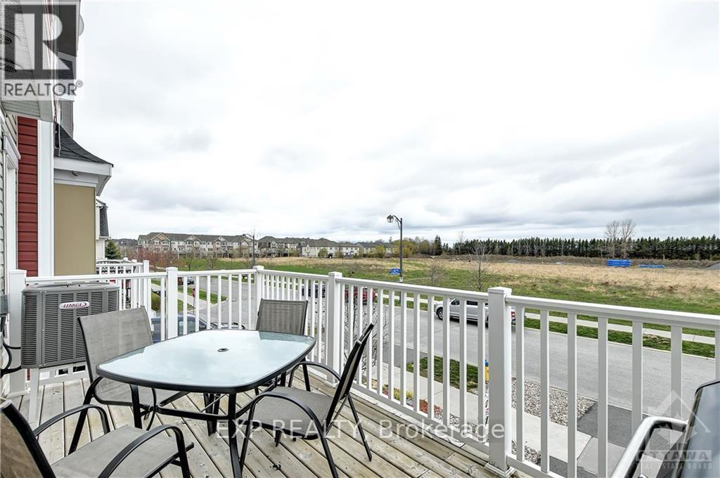 181 Par-la-ville Circle Property Photo 18
