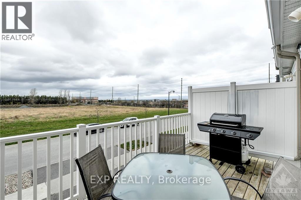 181 Par-la-ville Circle Property Photo 21