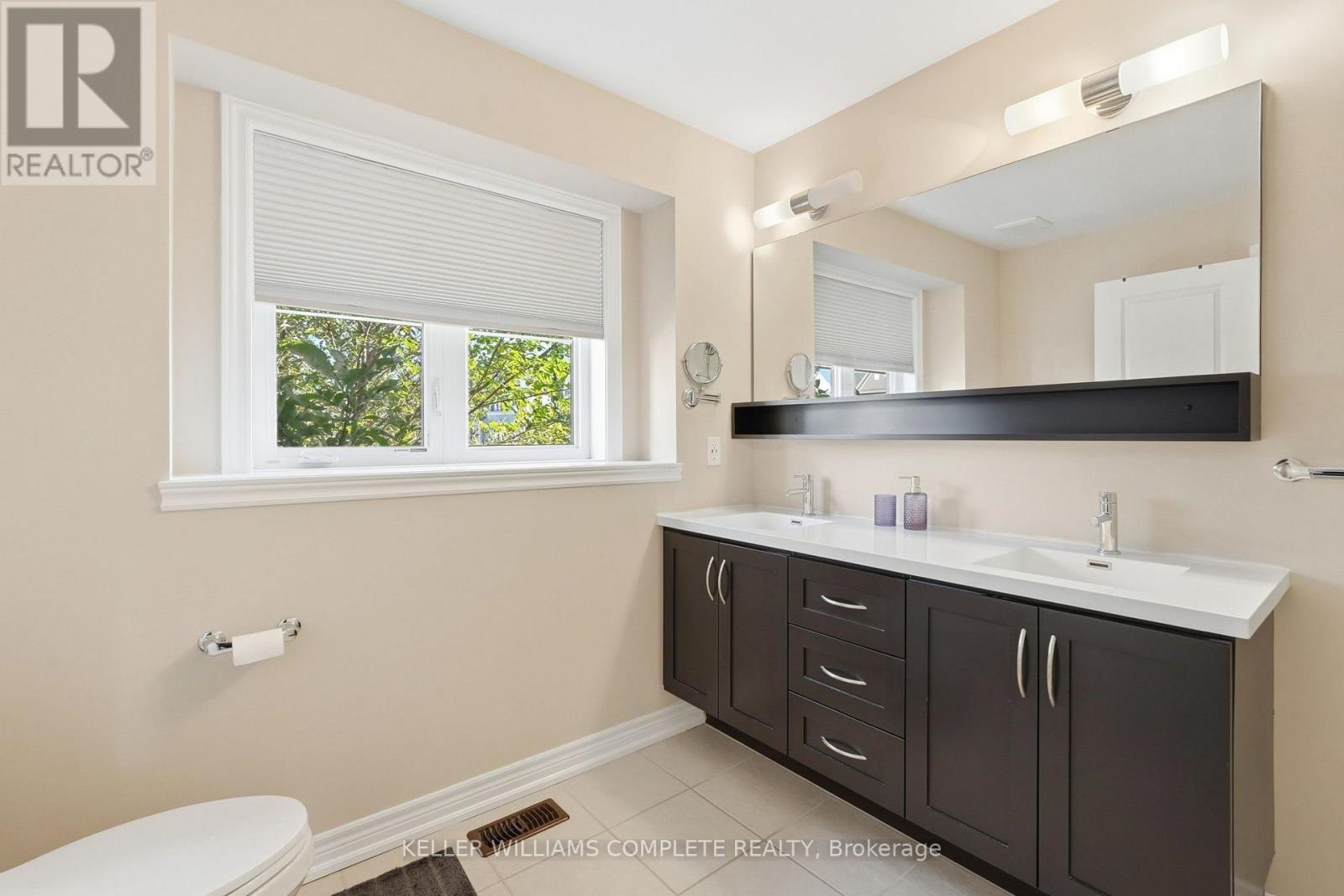53 - 1890 Rymal Road E Property Photo 17