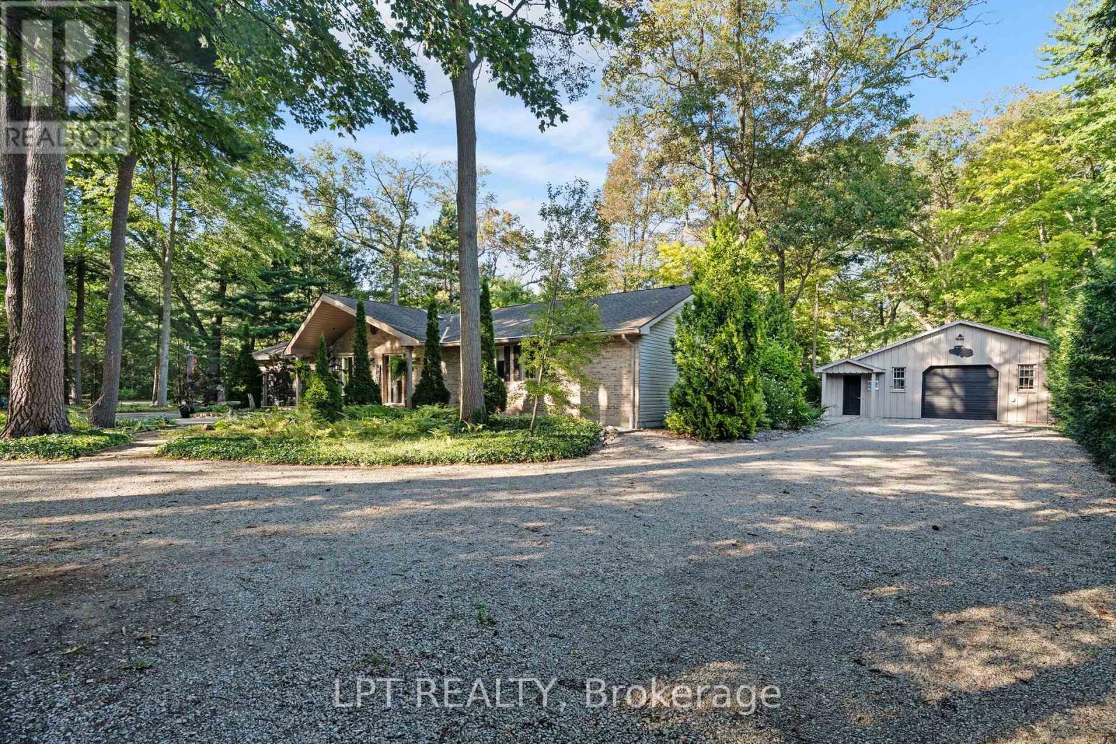 10012 Graham Street Property Photo 1