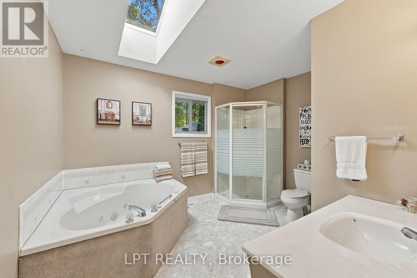 10012 Graham Street Property Photo 23