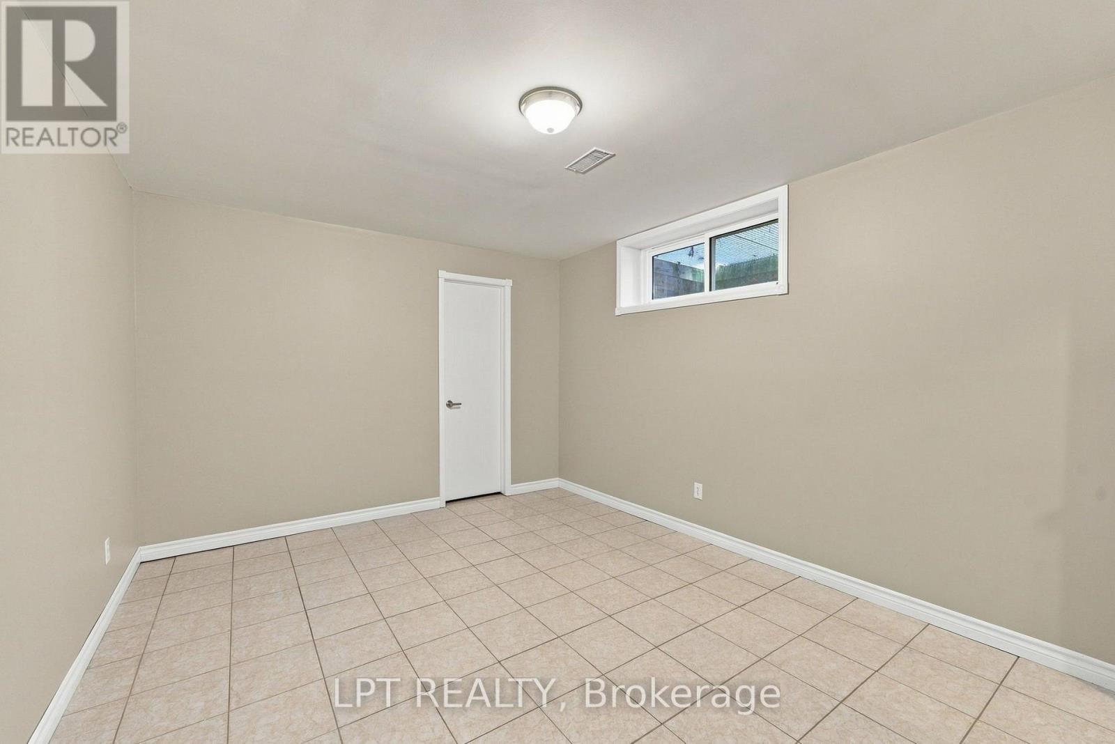 10012 Graham Street Property Photo 34