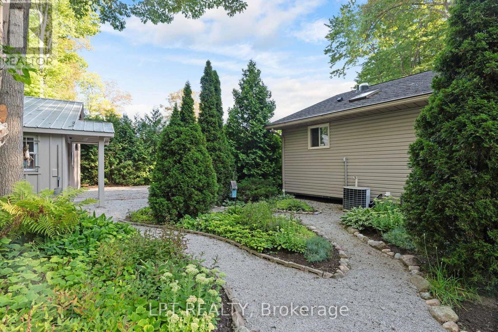 10012 Graham Street Property Photo 44