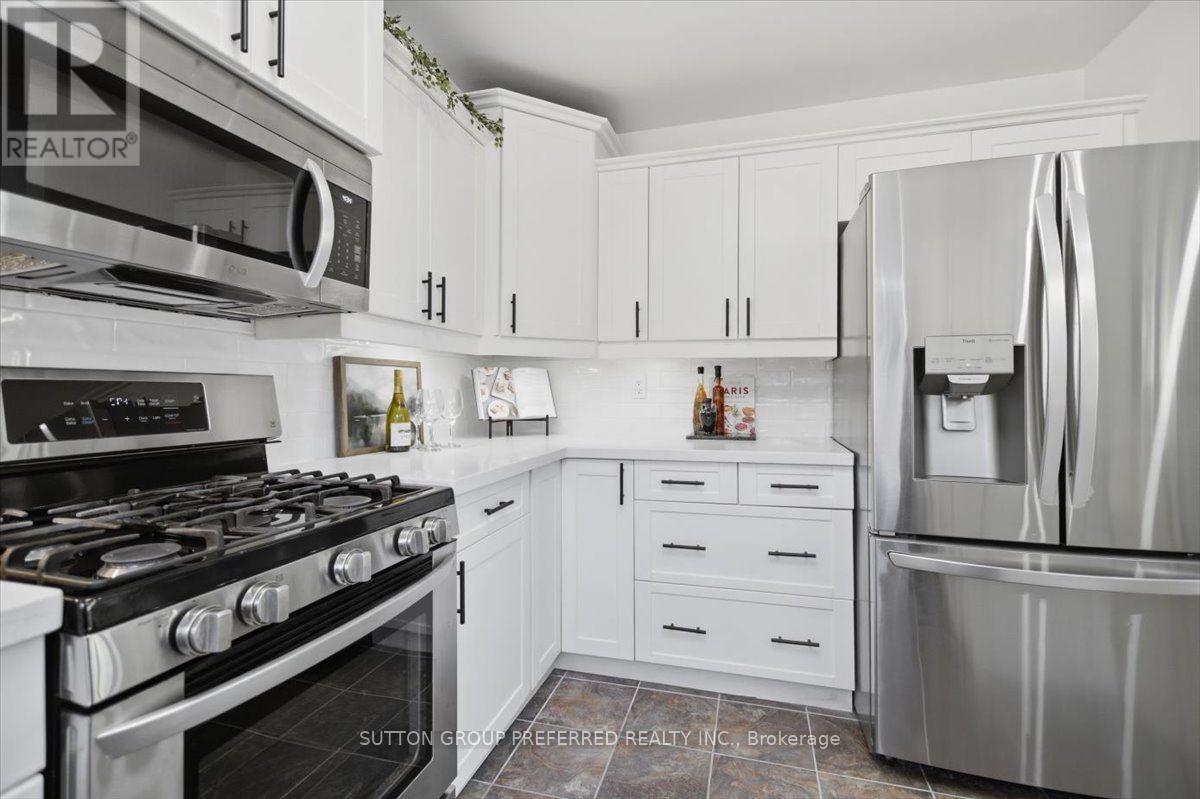 74 Winding Woods Crescent Property Photo 14