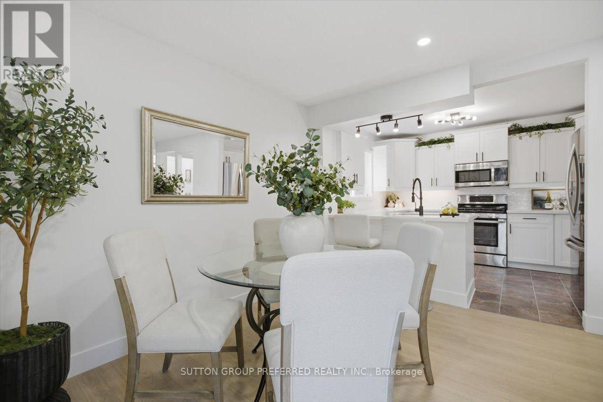 74 Winding Woods Crescent Property Photo 17