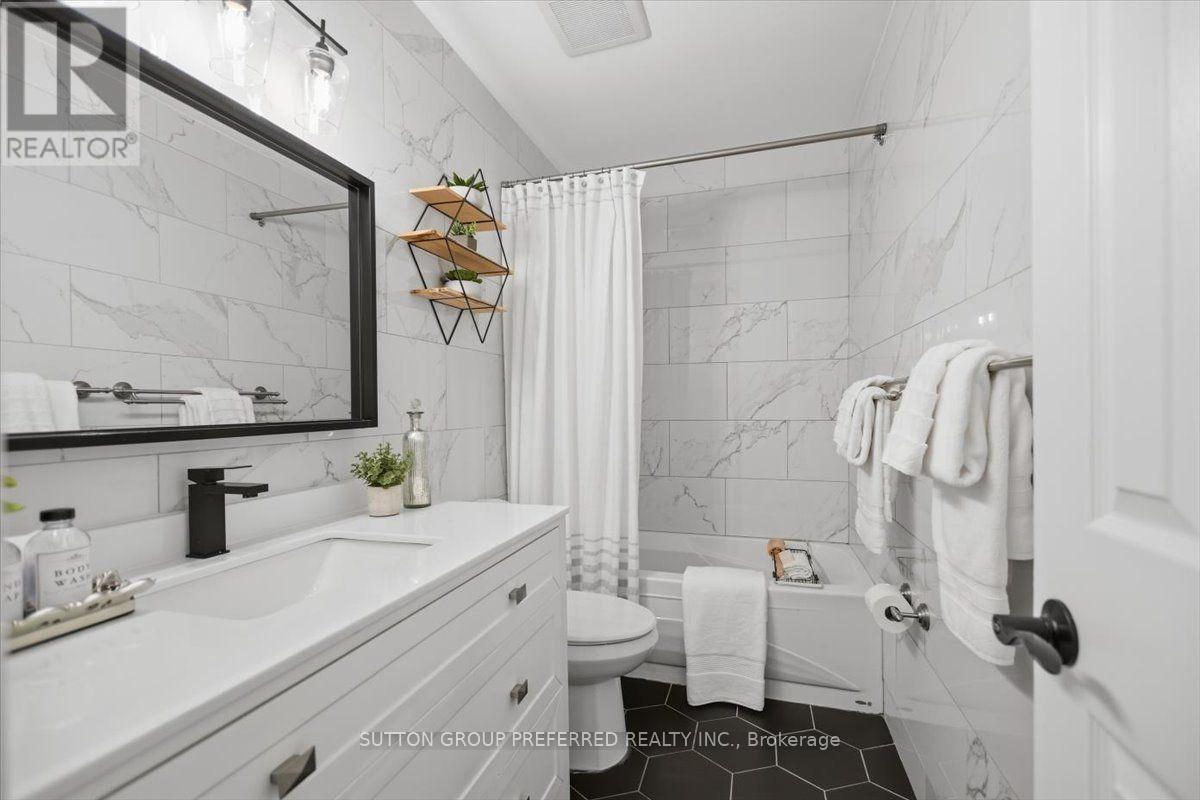 74 Winding Woods Crescent Property Photo 28