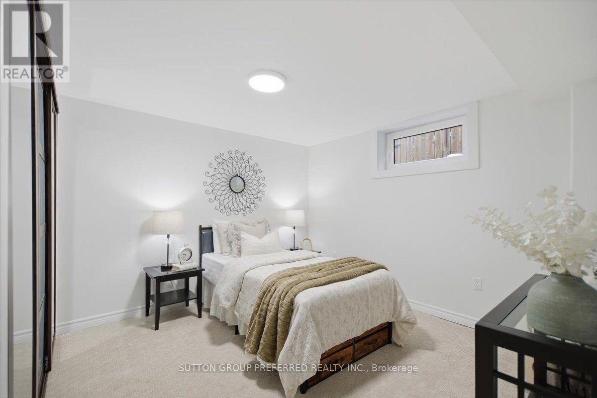74 Winding Woods Crescent Property Photo 40