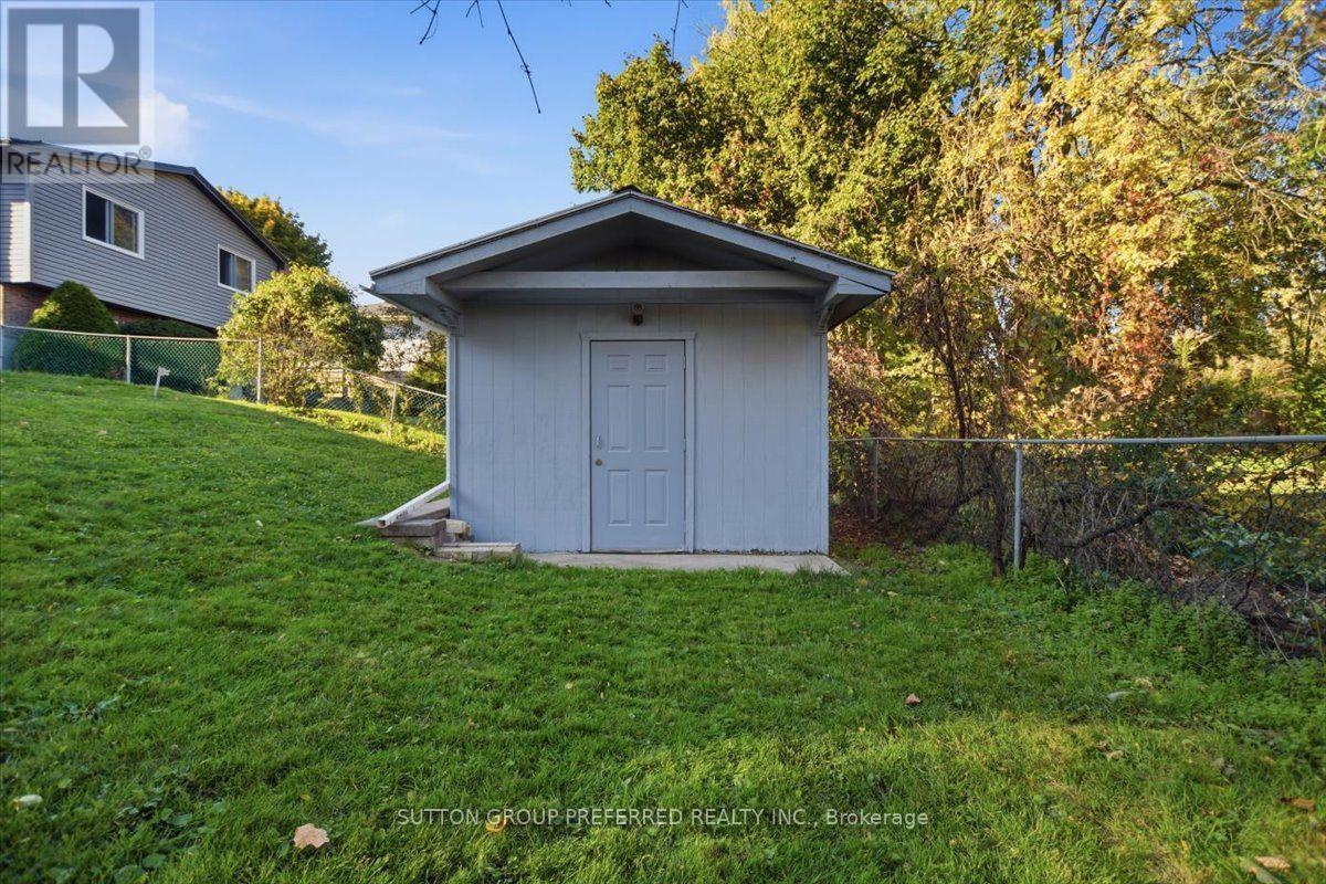 74 Winding Woods Crescent Property Photo 48