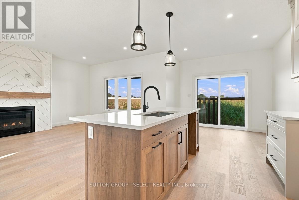 49 Hardy Drive Property Photo 11