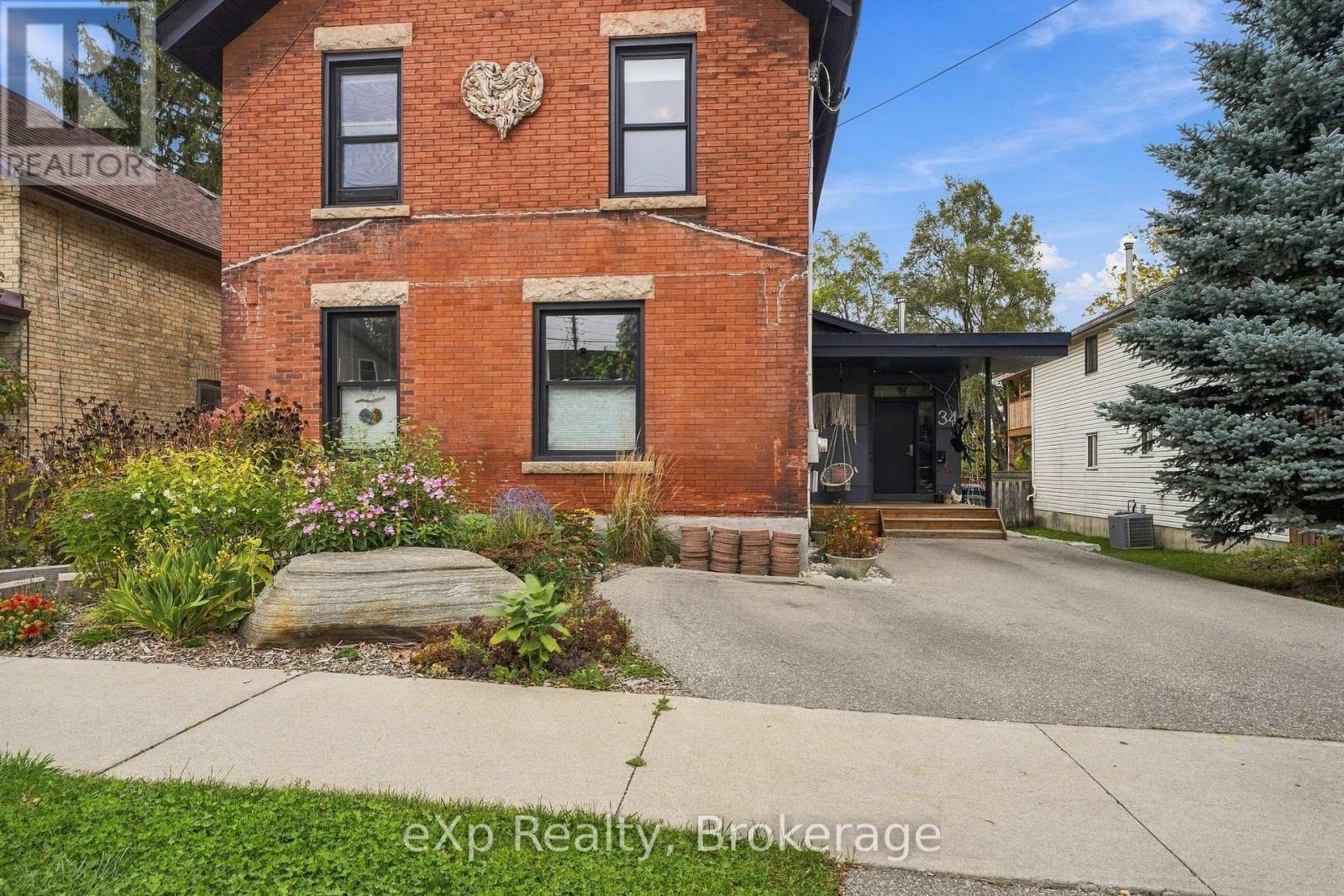 B - 34 Duke Street Property Photo 7