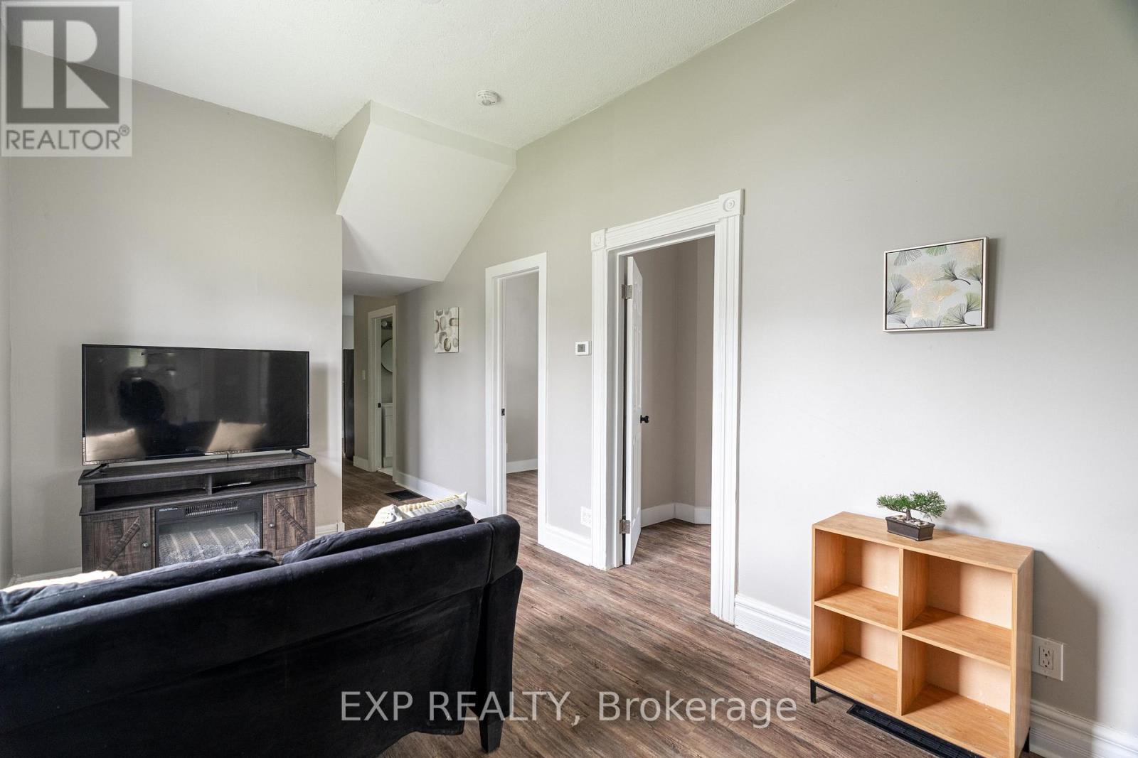 354 Spruce Street Property Photo 8