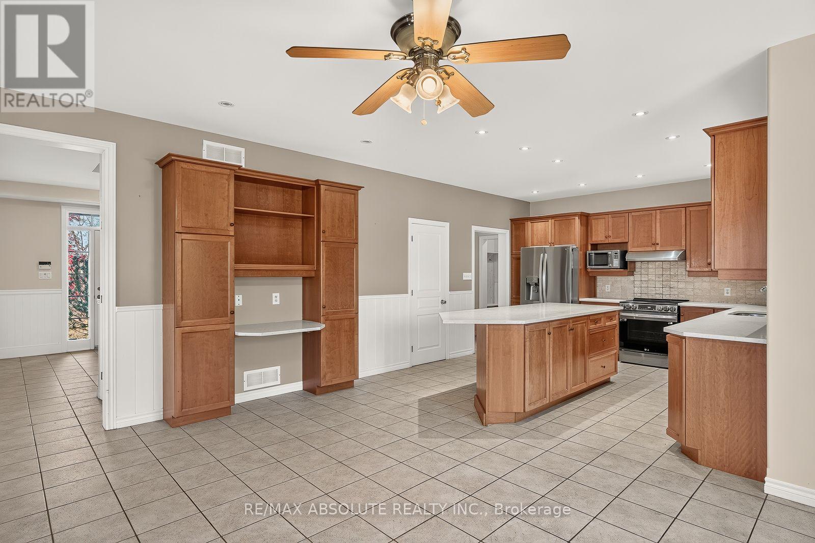 7001 Flewellyn Road Property Photo 17