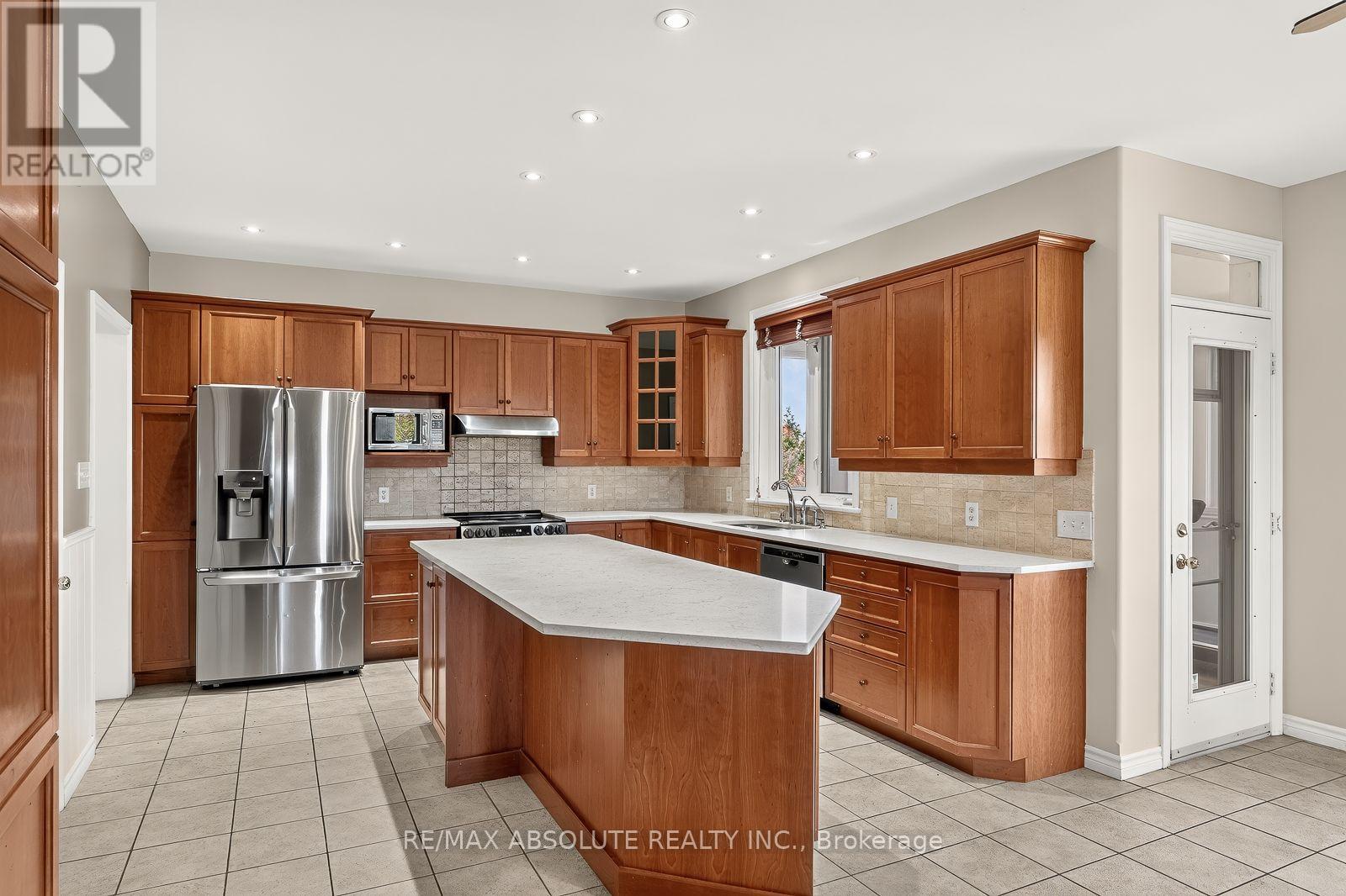 7001 Flewellyn Road Property Photo 18