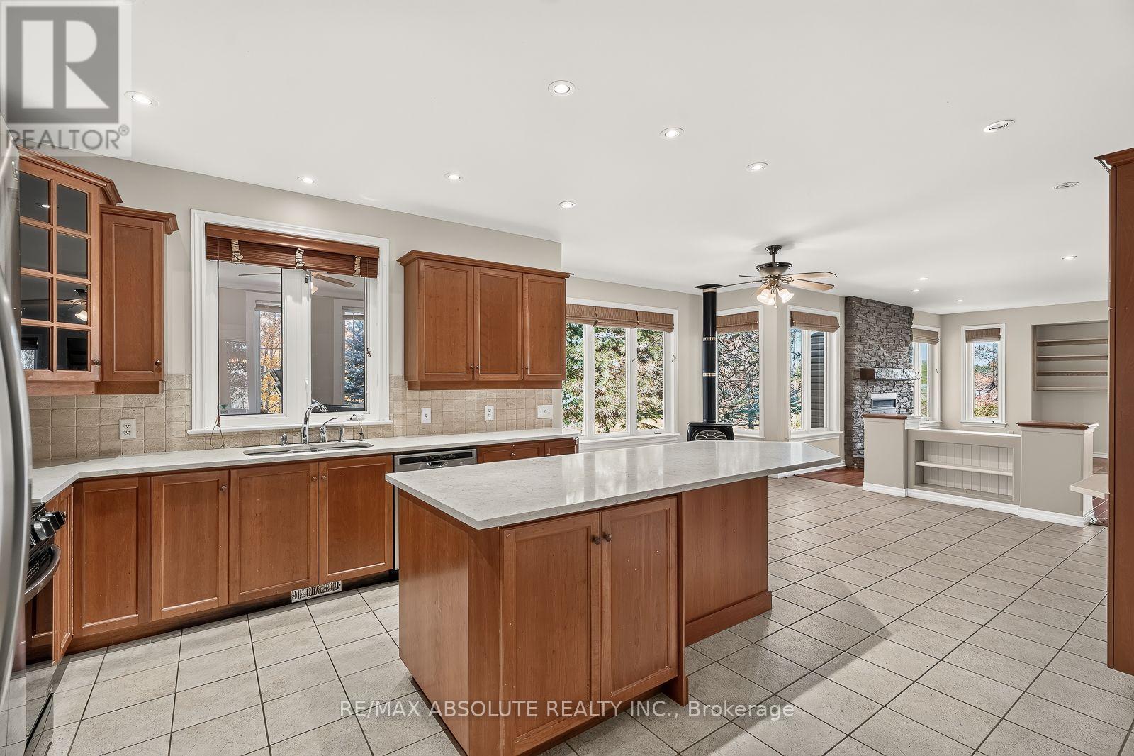 7001 Flewellyn Road Property Photo 20