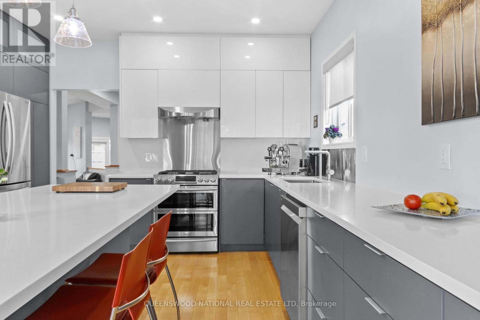 100 Fairlop Way Property Photo 8