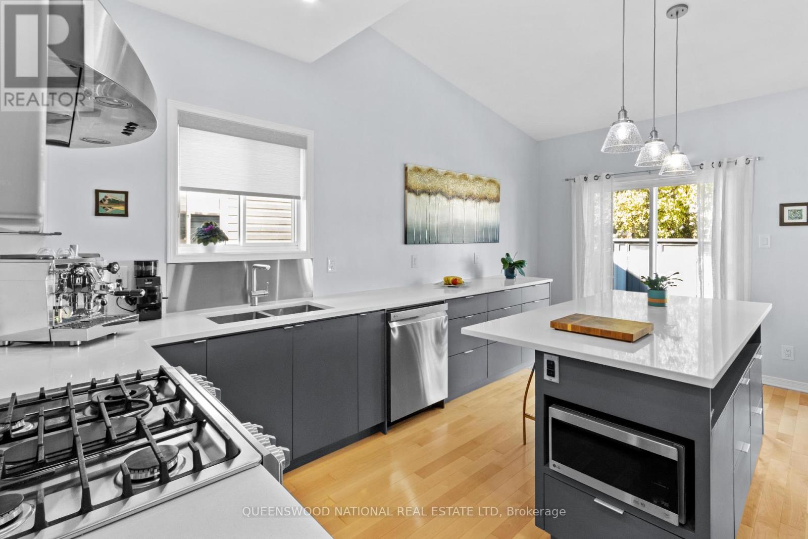 100 Fairlop Way Property Photo 11