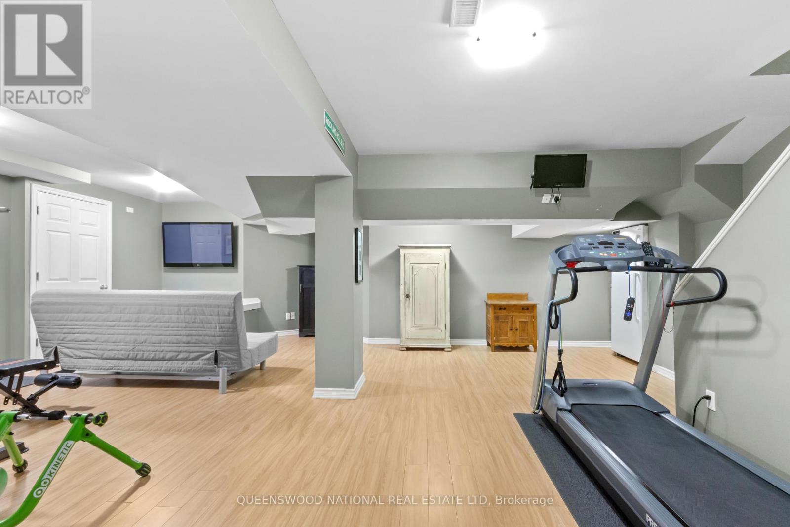 100 Fairlop Way Property Photo 34