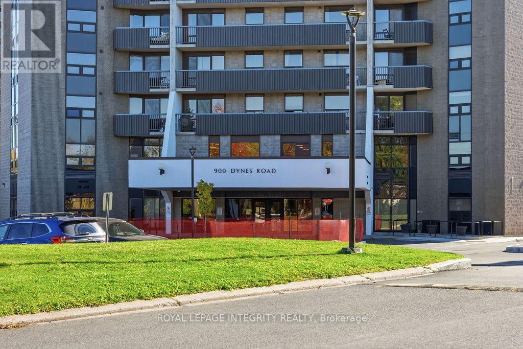 2207 - 900 Dynes Road Property Photo 5