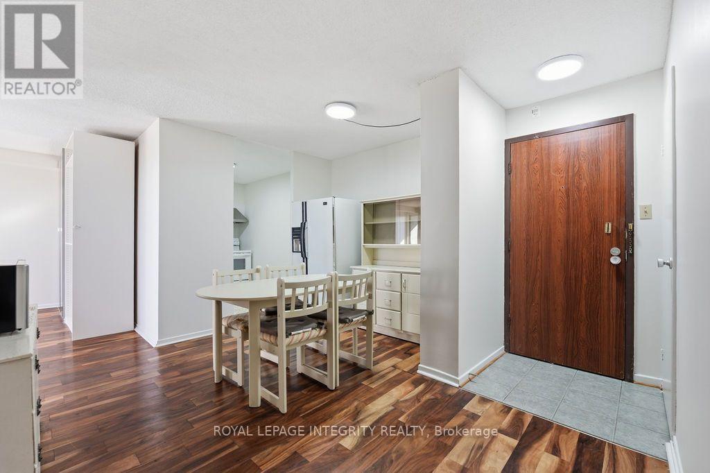 2207 - 900 Dynes Road Property Photo 15