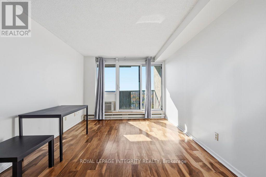 2207 - 900 Dynes Road Property Photo 21