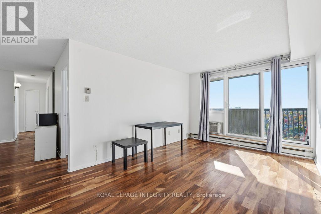 2207 - 900 Dynes Road Property Photo 24