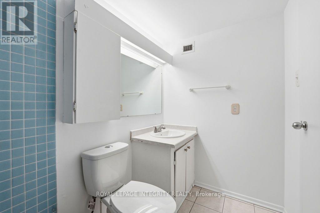 2207 - 900 Dynes Road Property Photo 37