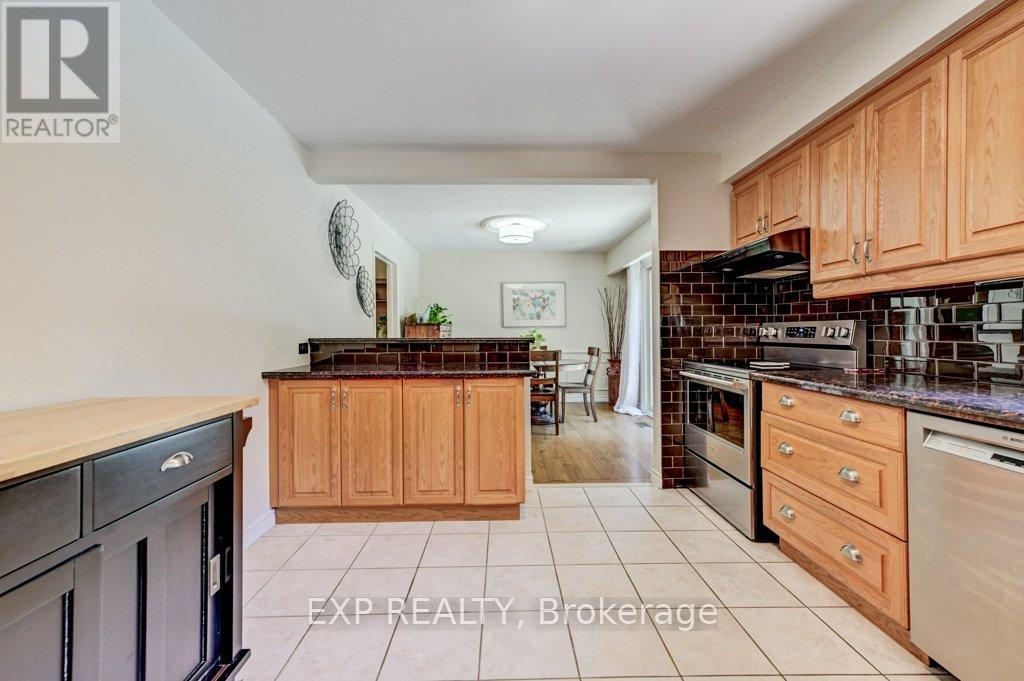 194 Dundas Street E Property Photo 12