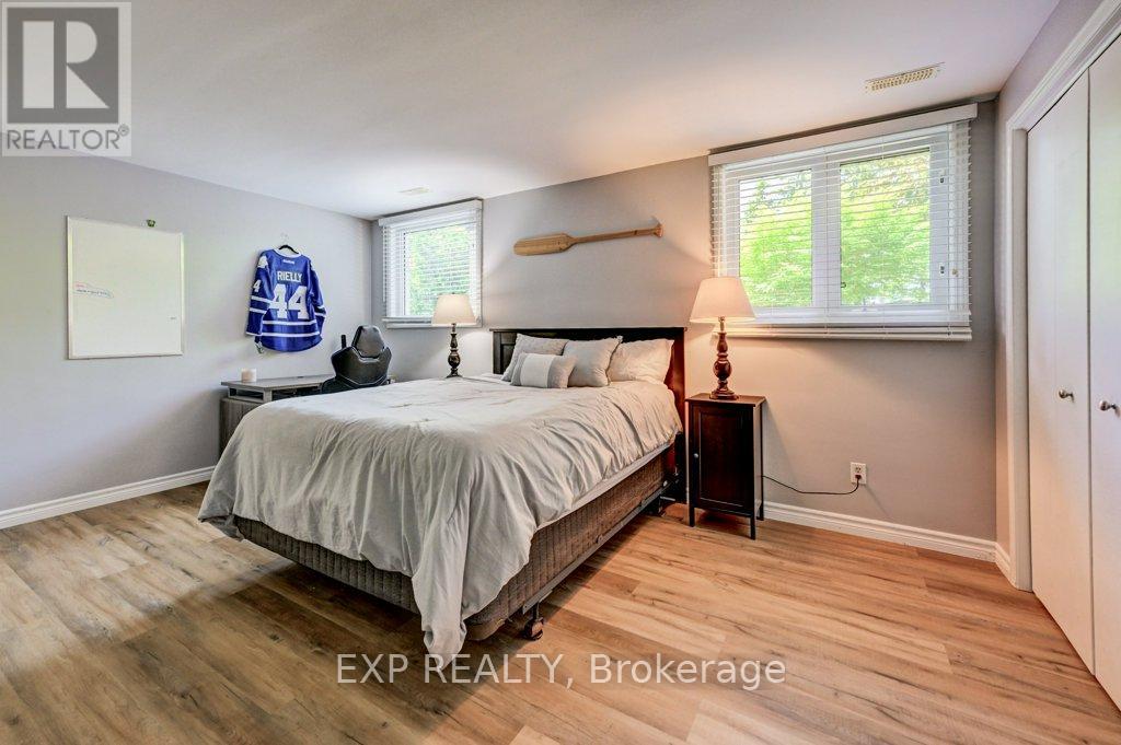 194 Dundas Street E Property Photo 23