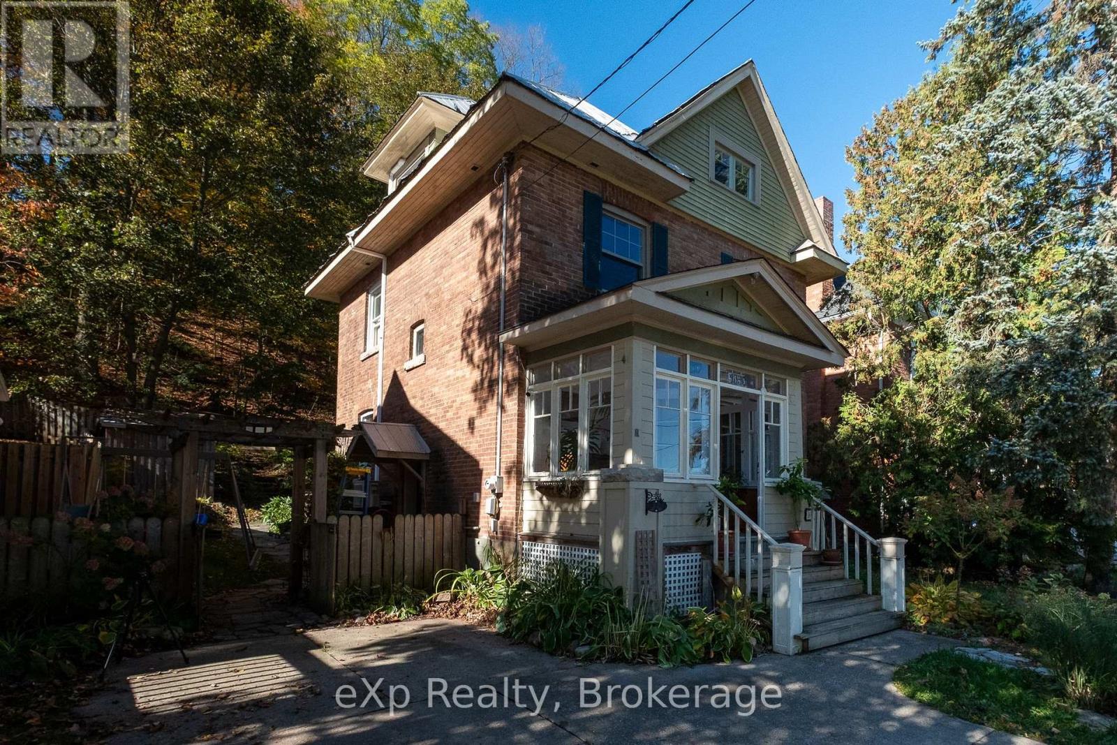 1090 4th Avenue A W Property Photo 2