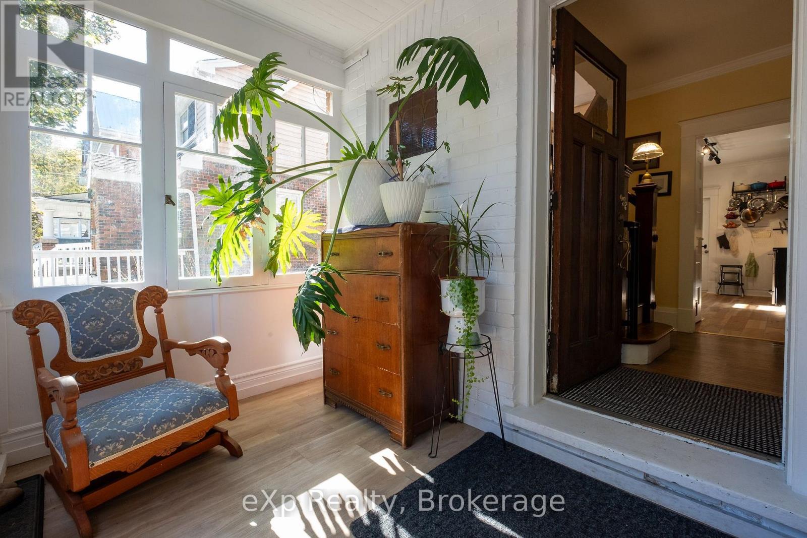 1090 4th Avenue A W Property Photo 6