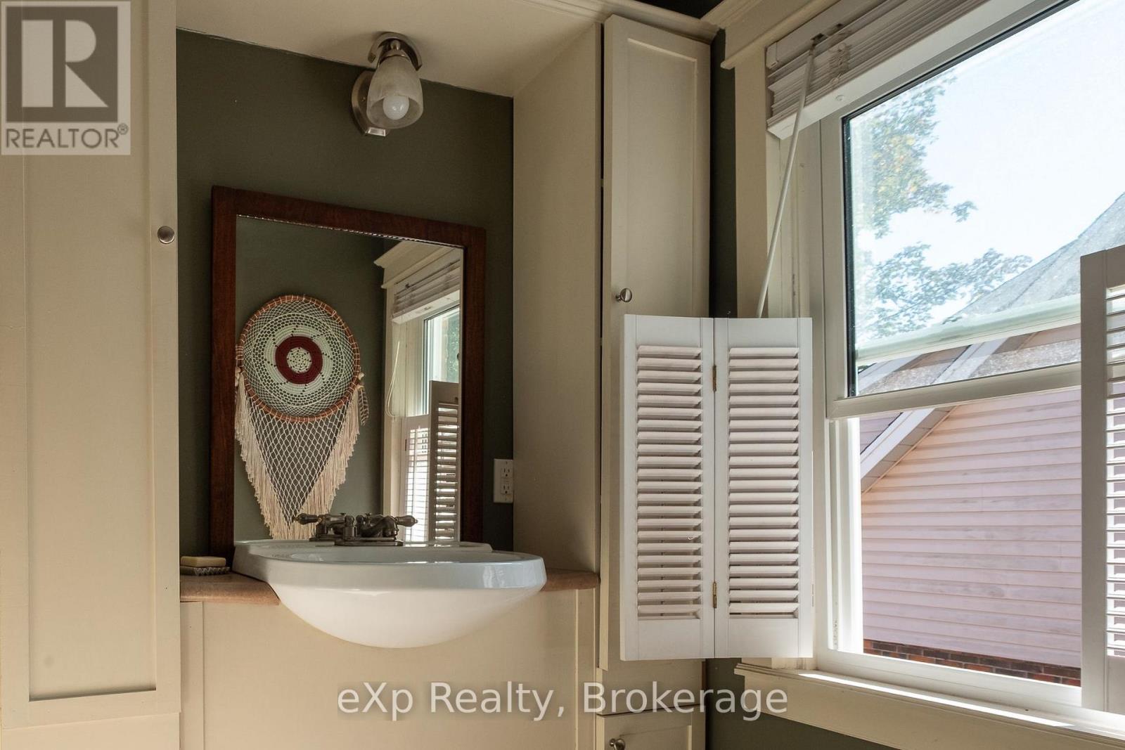 1090 4th Avenue A W Property Photo 23