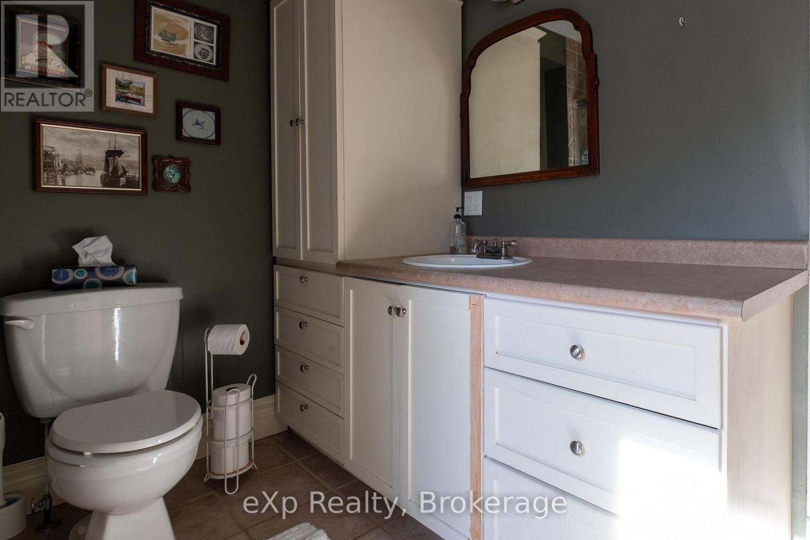 1090 4th Avenue A W Property Photo 24