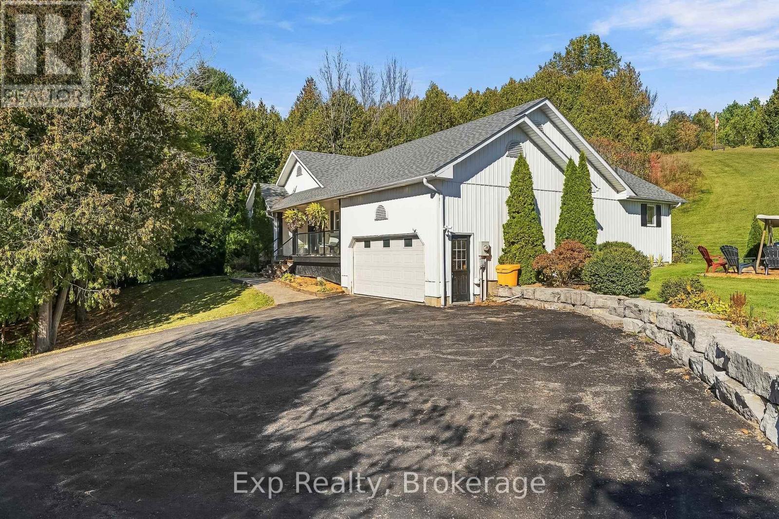 3835 Harwood Road Property Photo 6