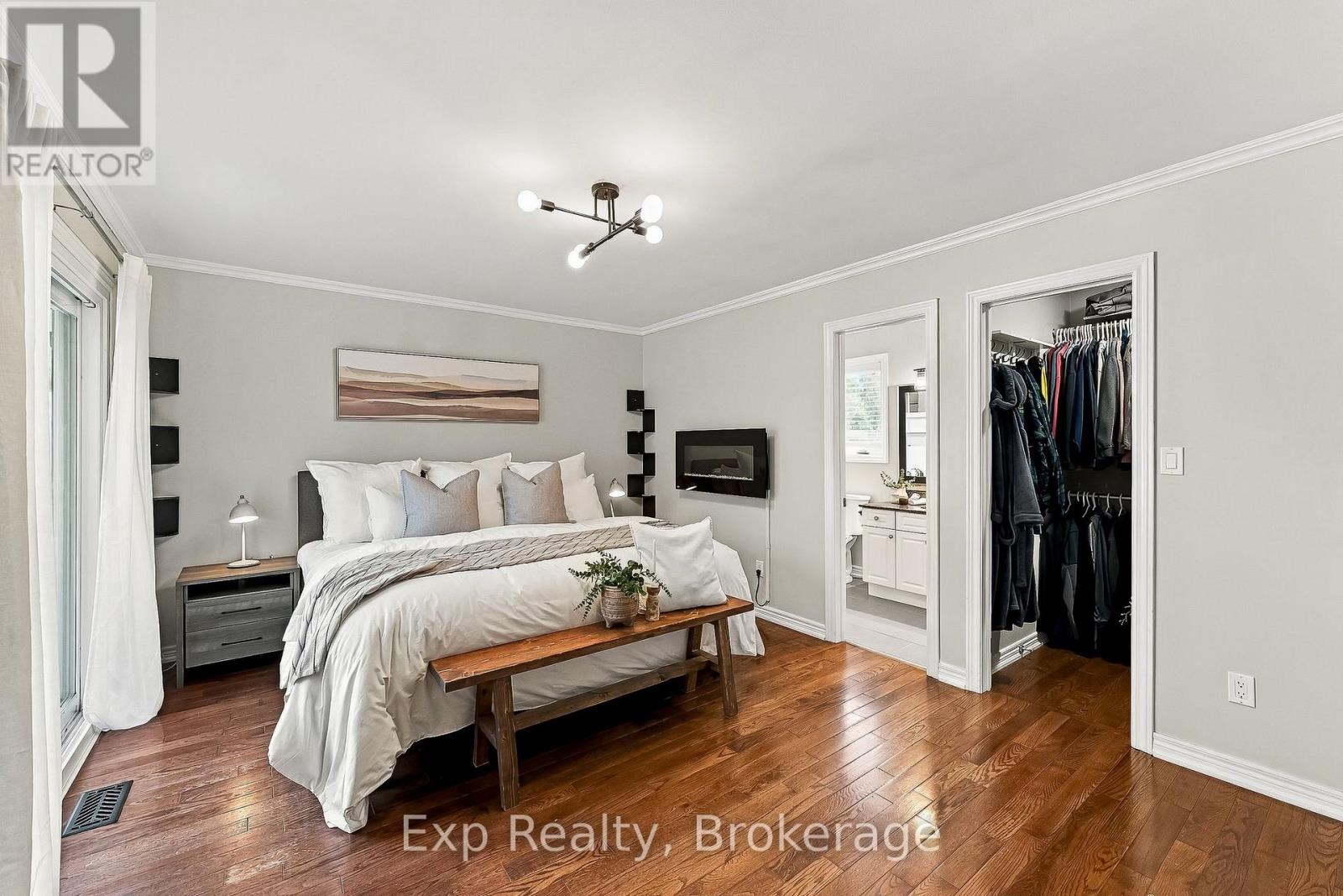 3835 Harwood Road Property Photo 17