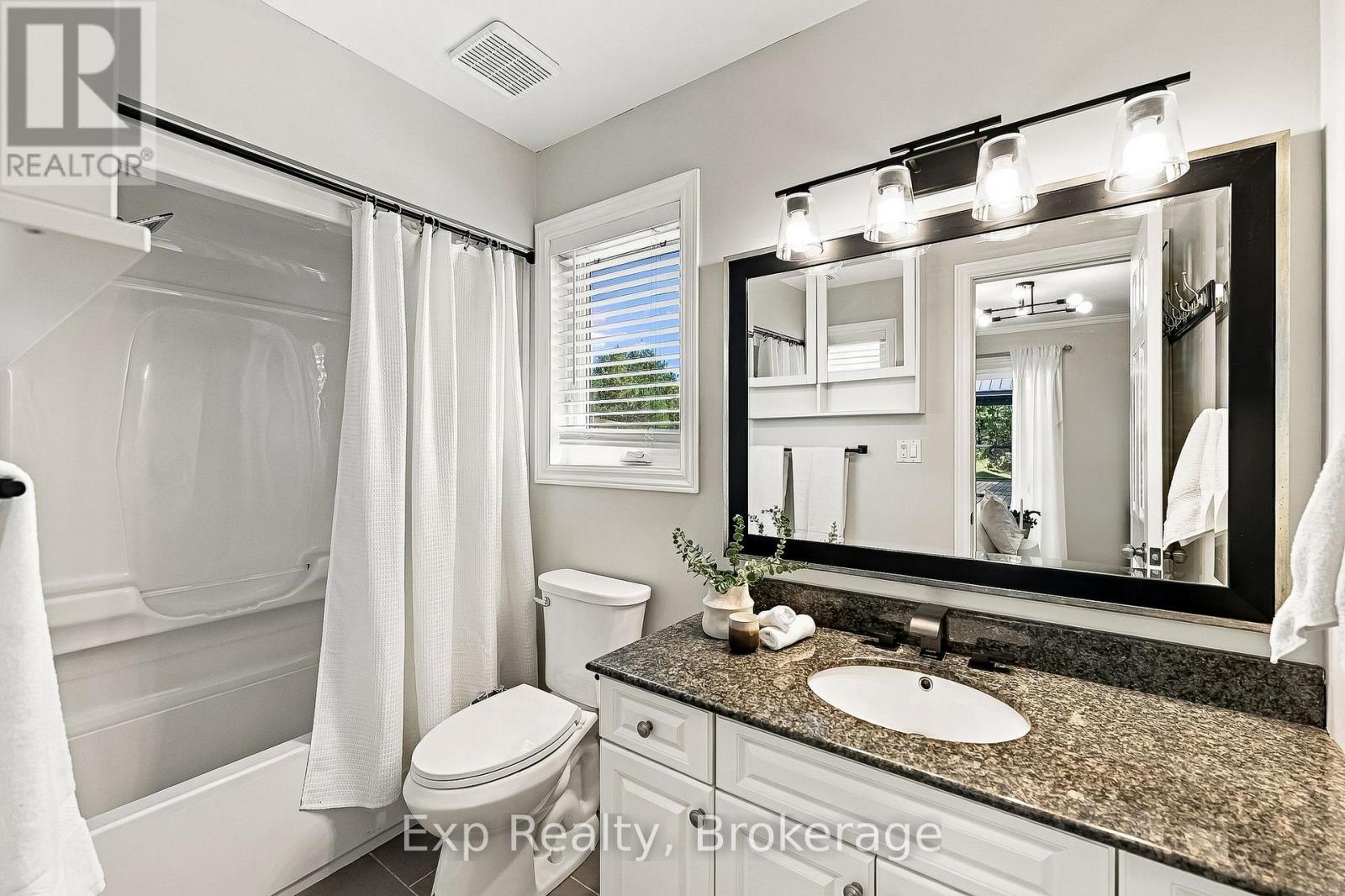 3835 Harwood Road Property Photo 19