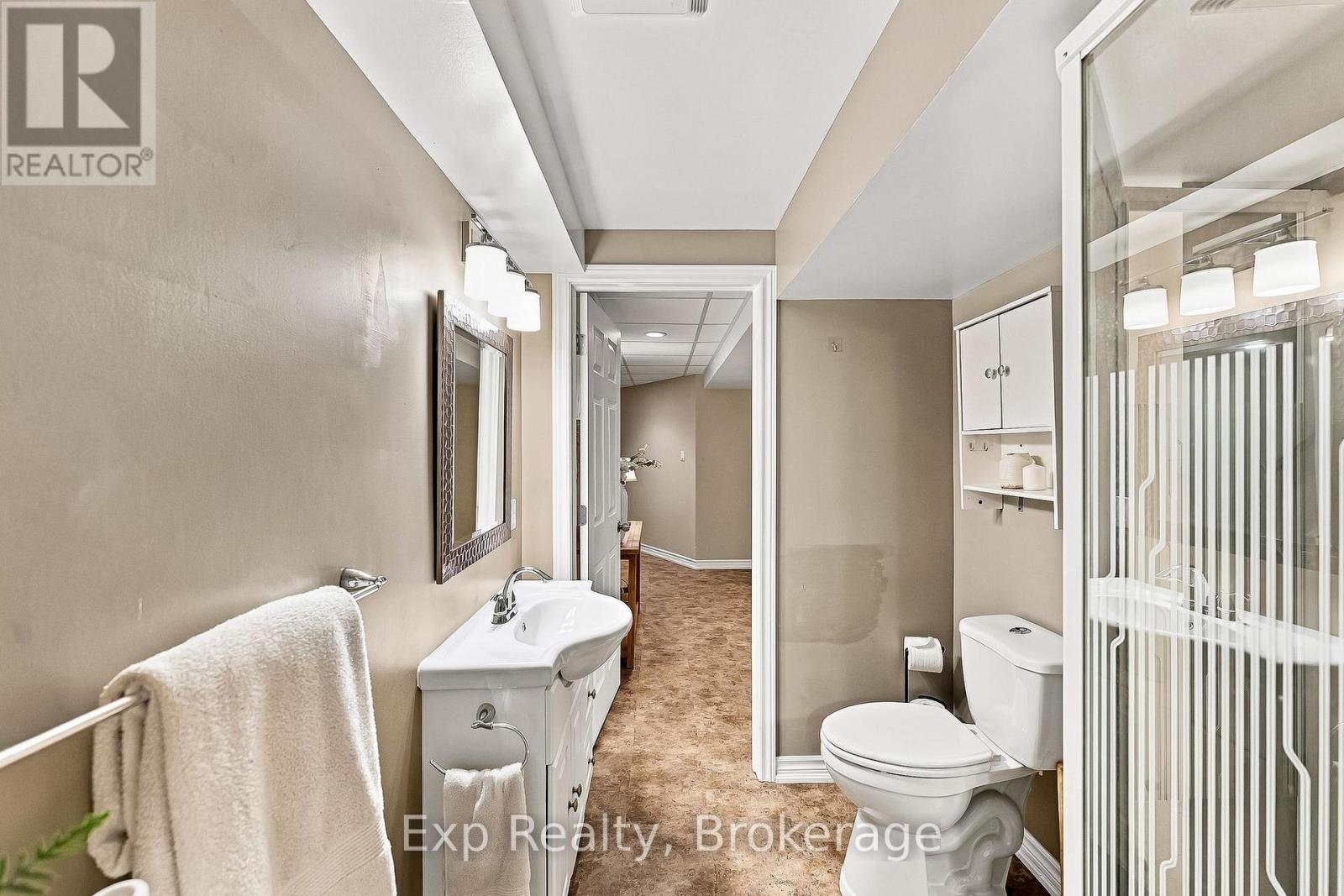 3835 Harwood Road Property Photo 33