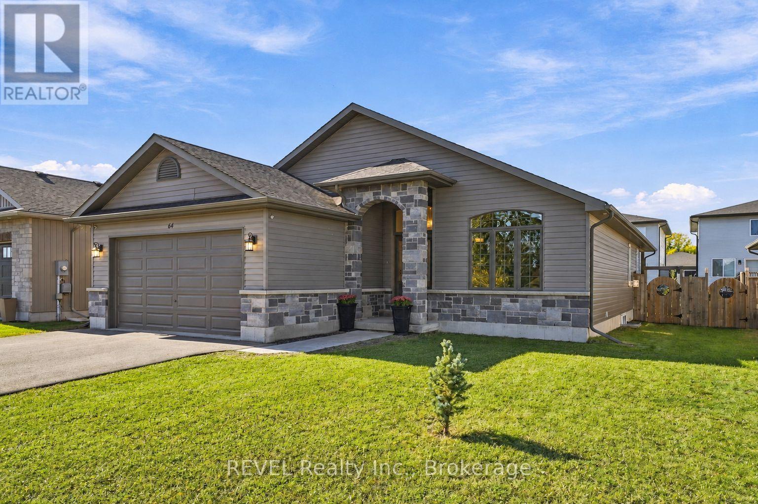 64 SIENNA AVENUE Property Photo 1