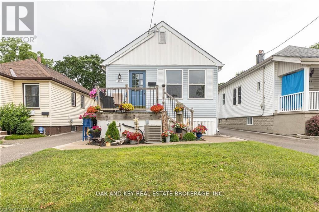 487 Burbrook Place Property Photo 1