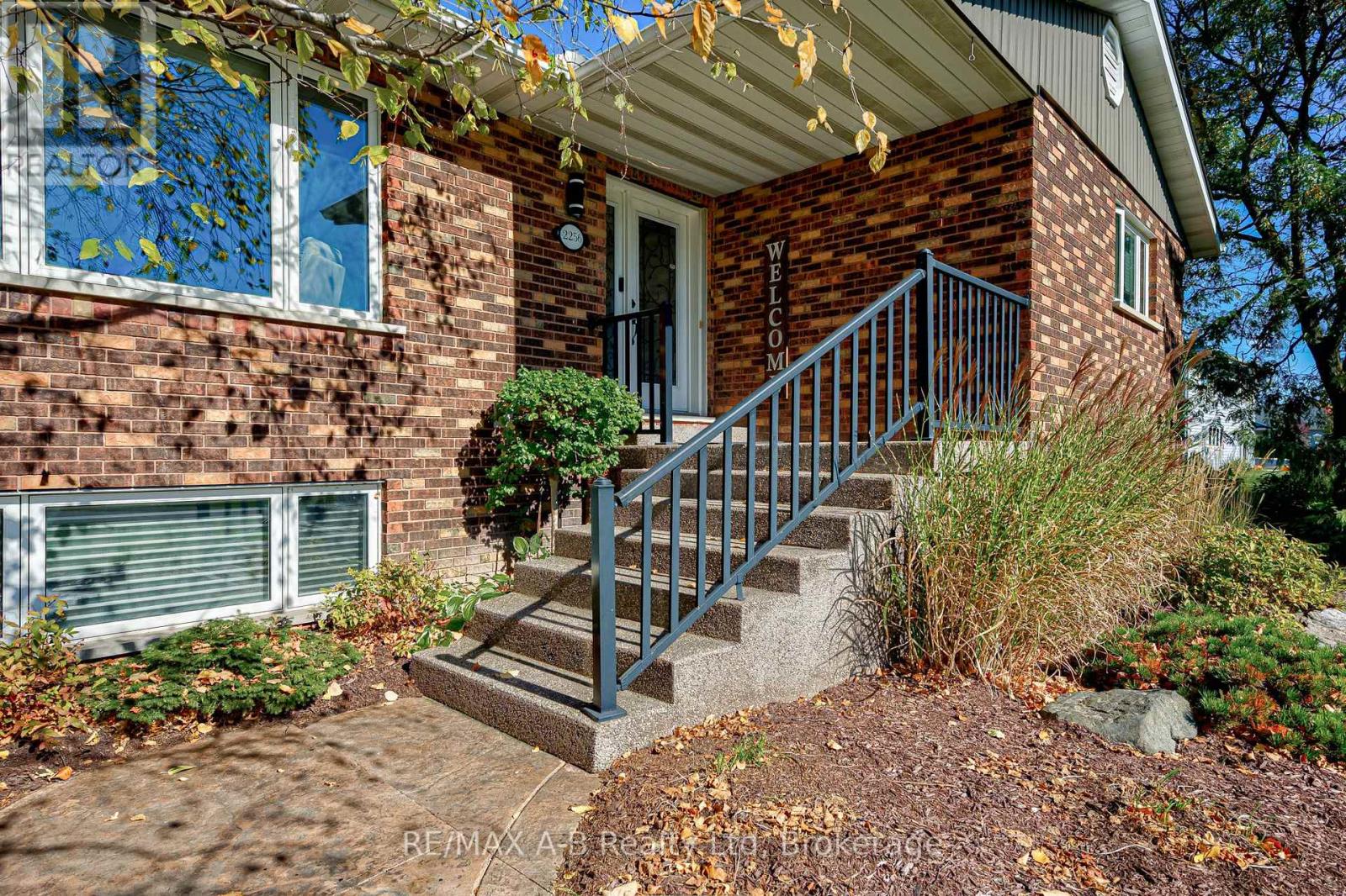 2256 Webster Street Property Photo 5