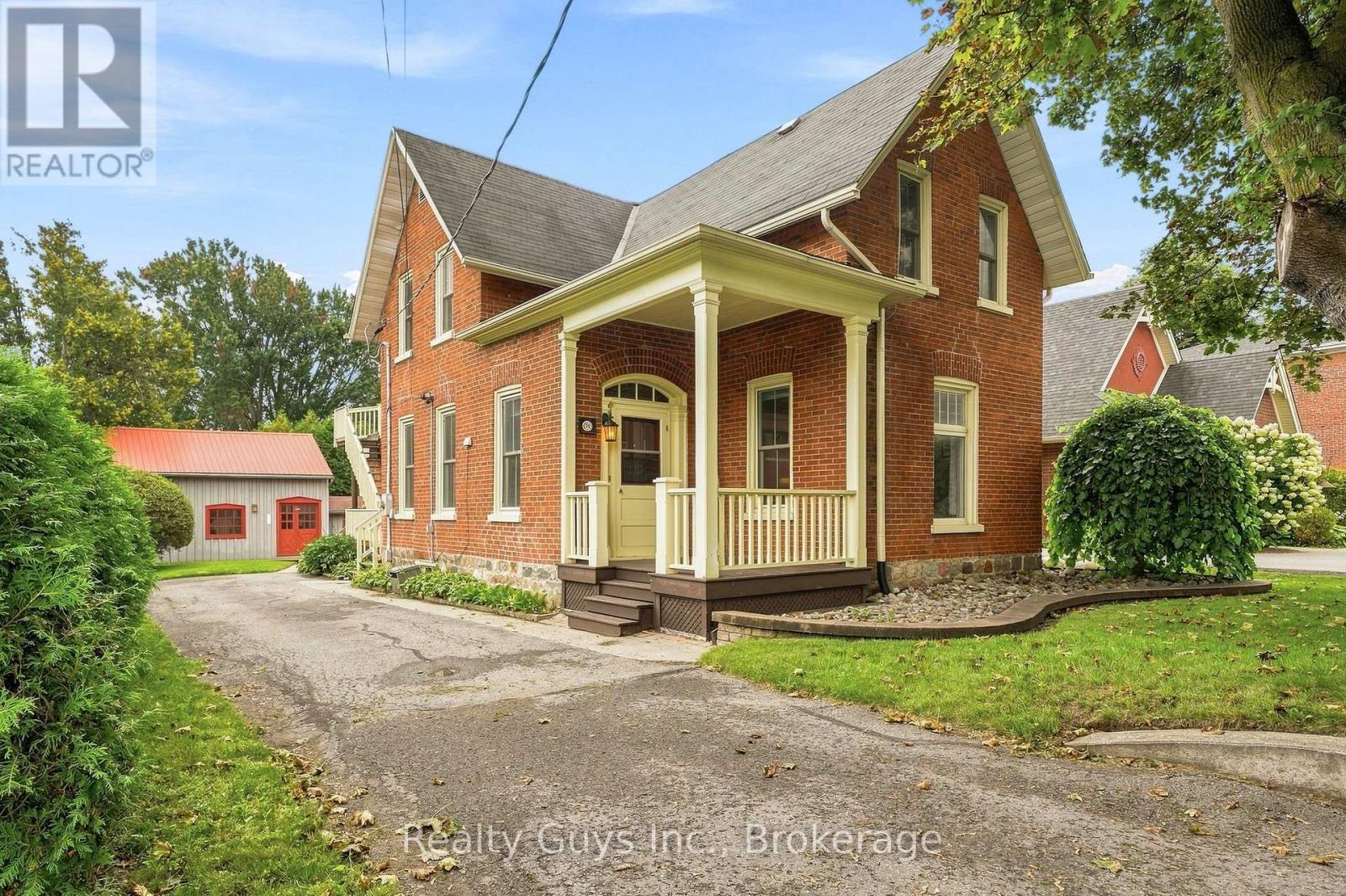 91 Main Street Property Photo 1