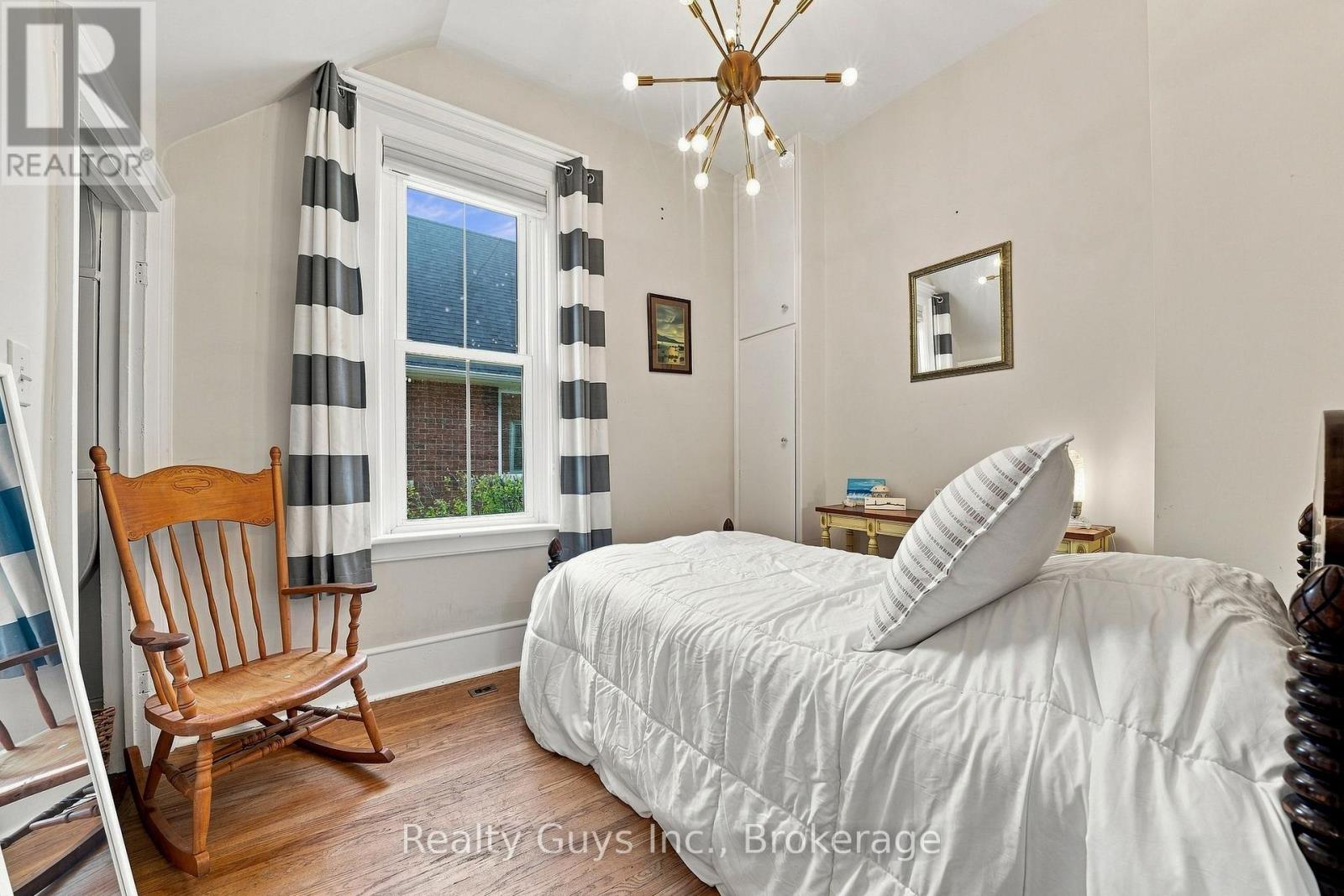 91 Main Street Property Photo 18