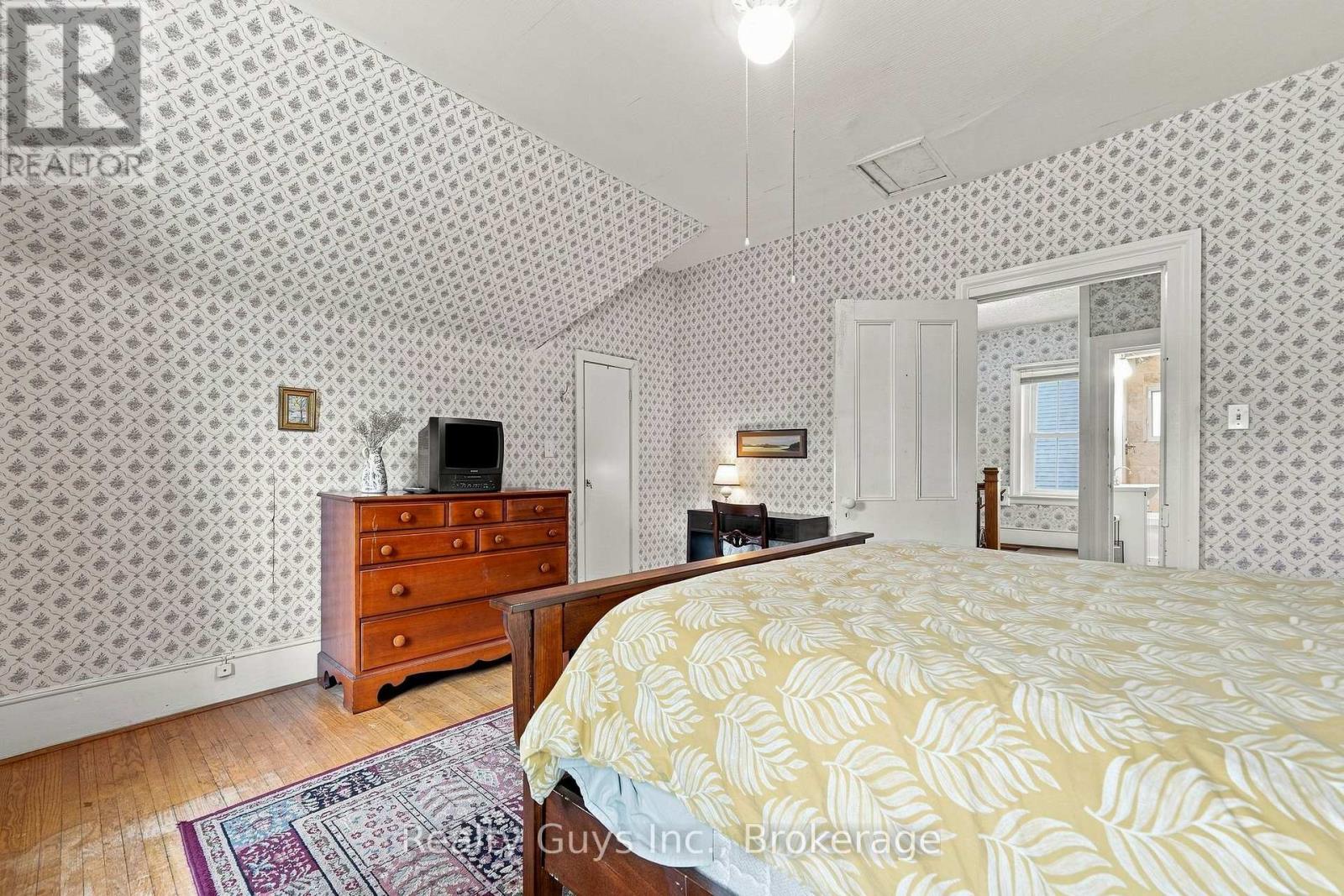 91 Main Street Property Photo 26