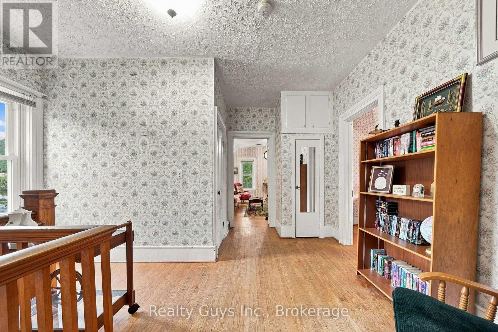 91 Main Street Property Photo 27