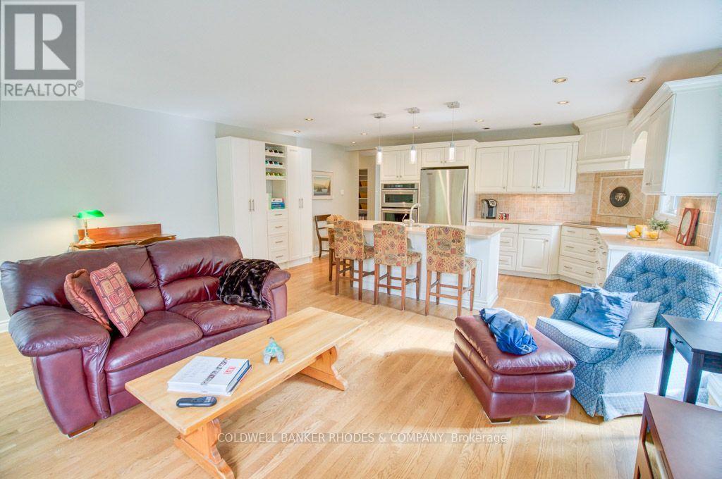 34 Gavin Street Property Photo 28
