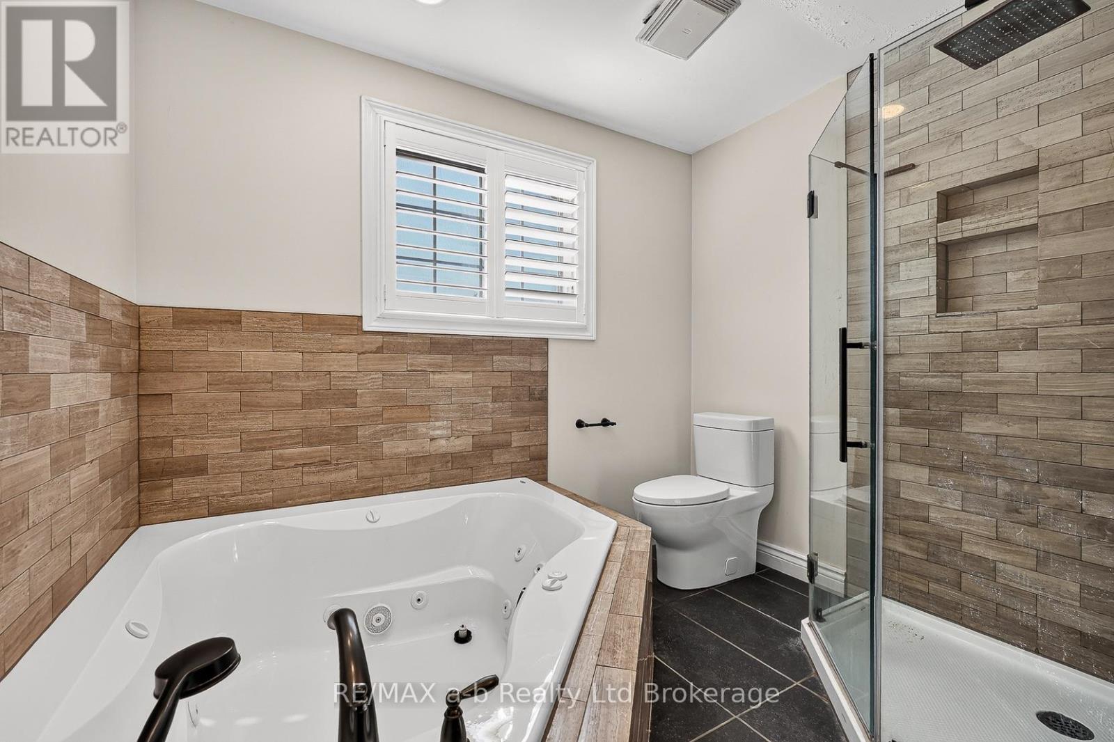 1 Wendy Calder Place Property Photo 15
