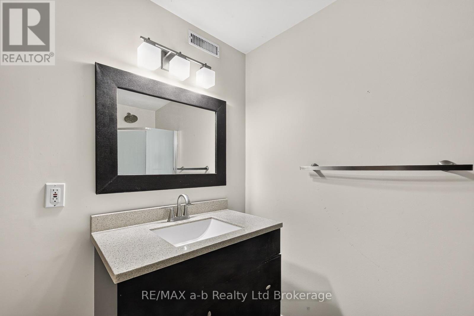 1 Wendy Calder Place Property Photo 18